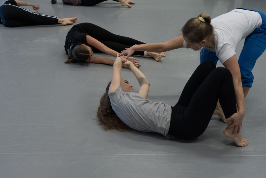 Bruckner Universität AZB-Lehrgang Contemporary Class
